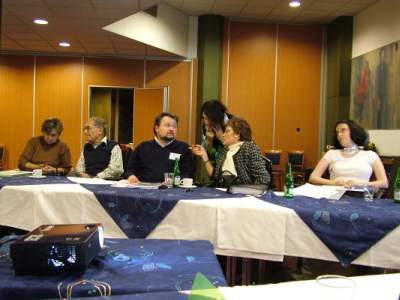 ucastnici